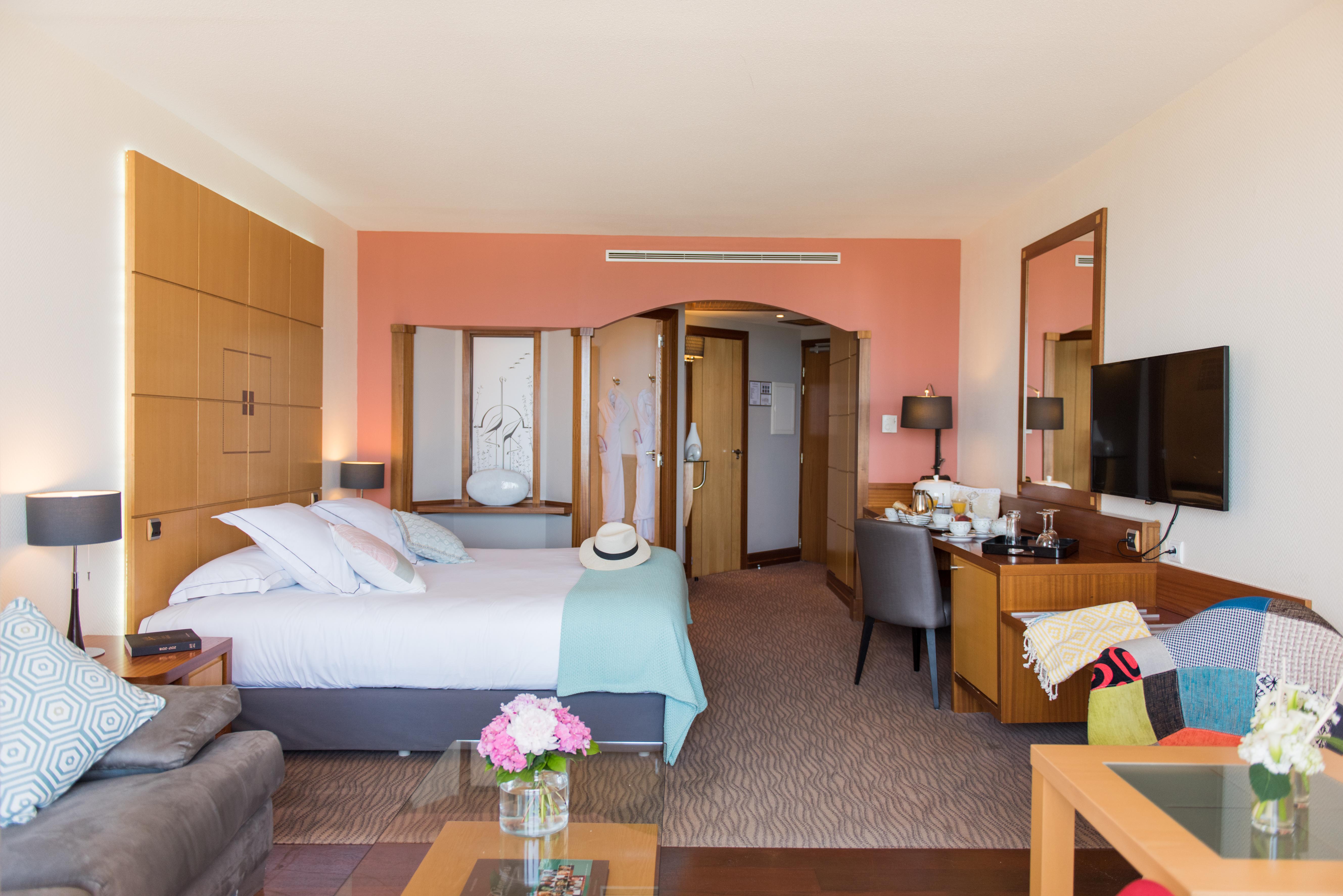 Grand Les Flamants Roses Thalasso & Hotel